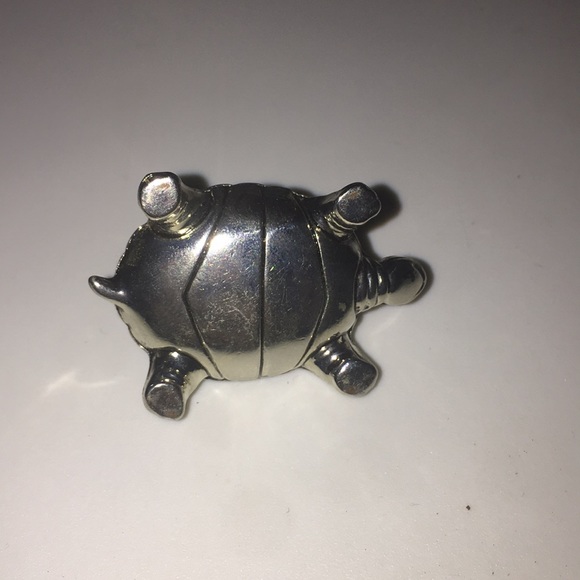 Turtle Charm - Picture 2 of 2
